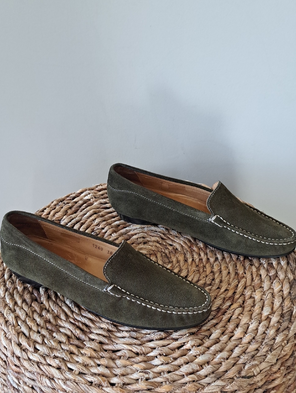 Trendy Italian‎ Brand Free Way Womens Preppy Olive Green Suede Loafers 38/8.5